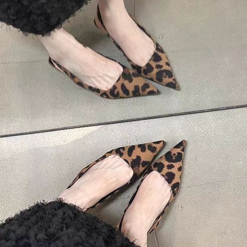 صنادل نسائية للربيع والصيف سهل - مراجعة Summer Clothing Stores وسعره